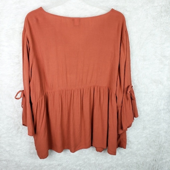 Torrid 4X Crochet Neck Gauze Bell Sleeve Blouse - Picture 4 of 7